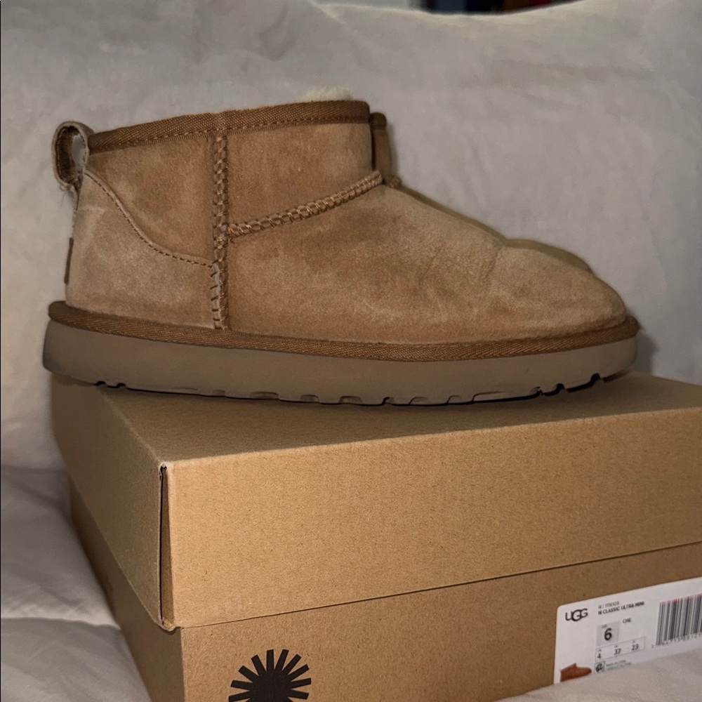 UGG Chestnut Ankle Boots